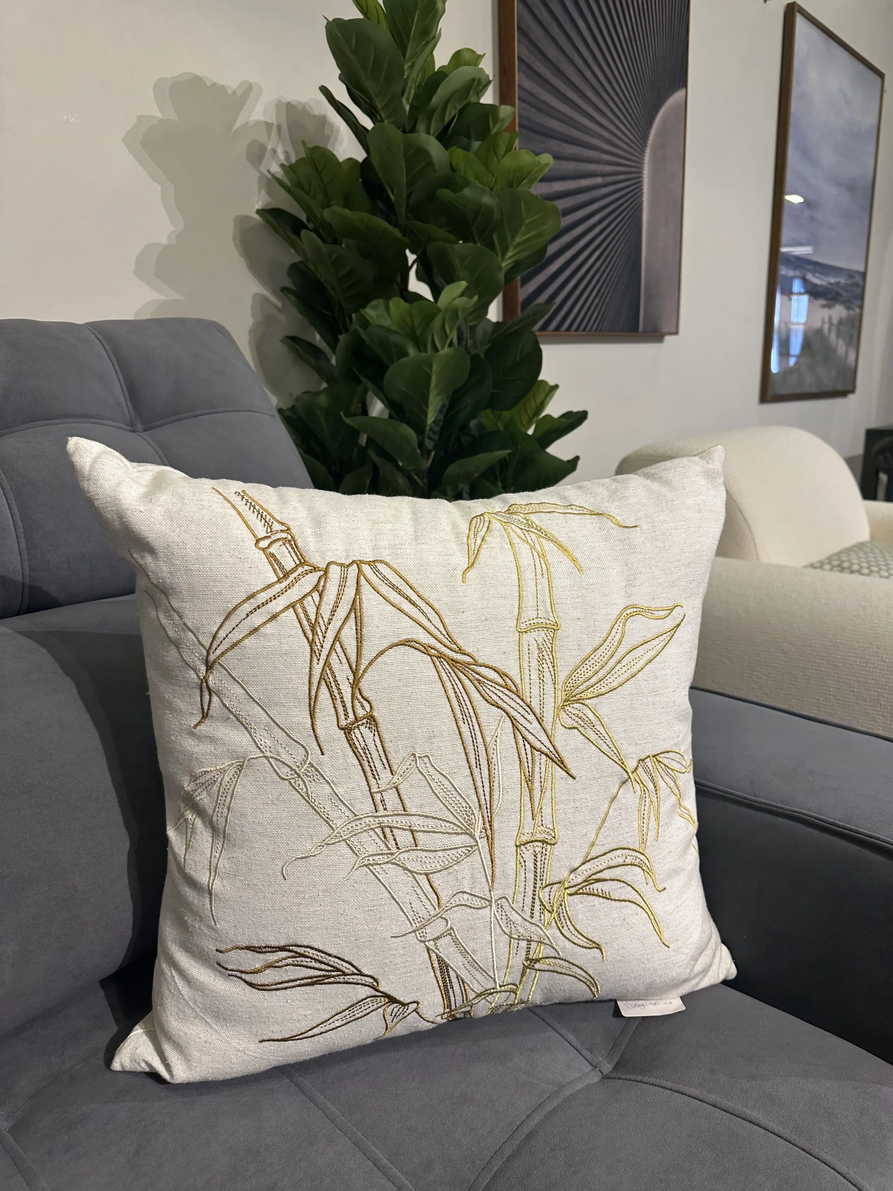Almohada en tela Lino con bordado