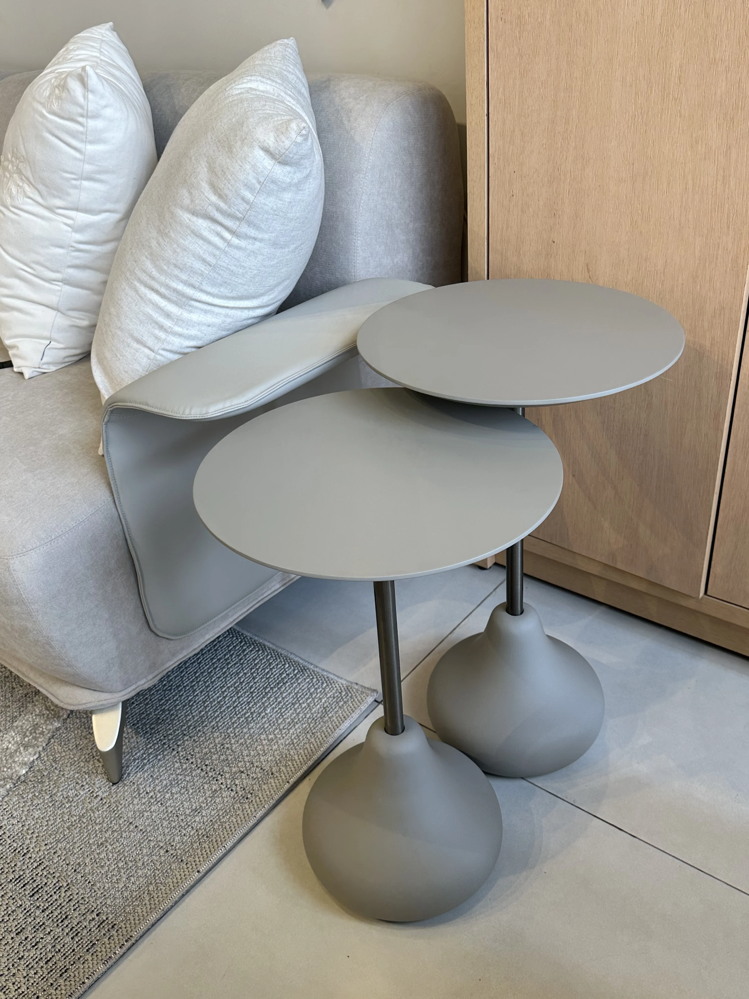 Mesa lateral Shiva  Tapa en madera  Alta/Baja