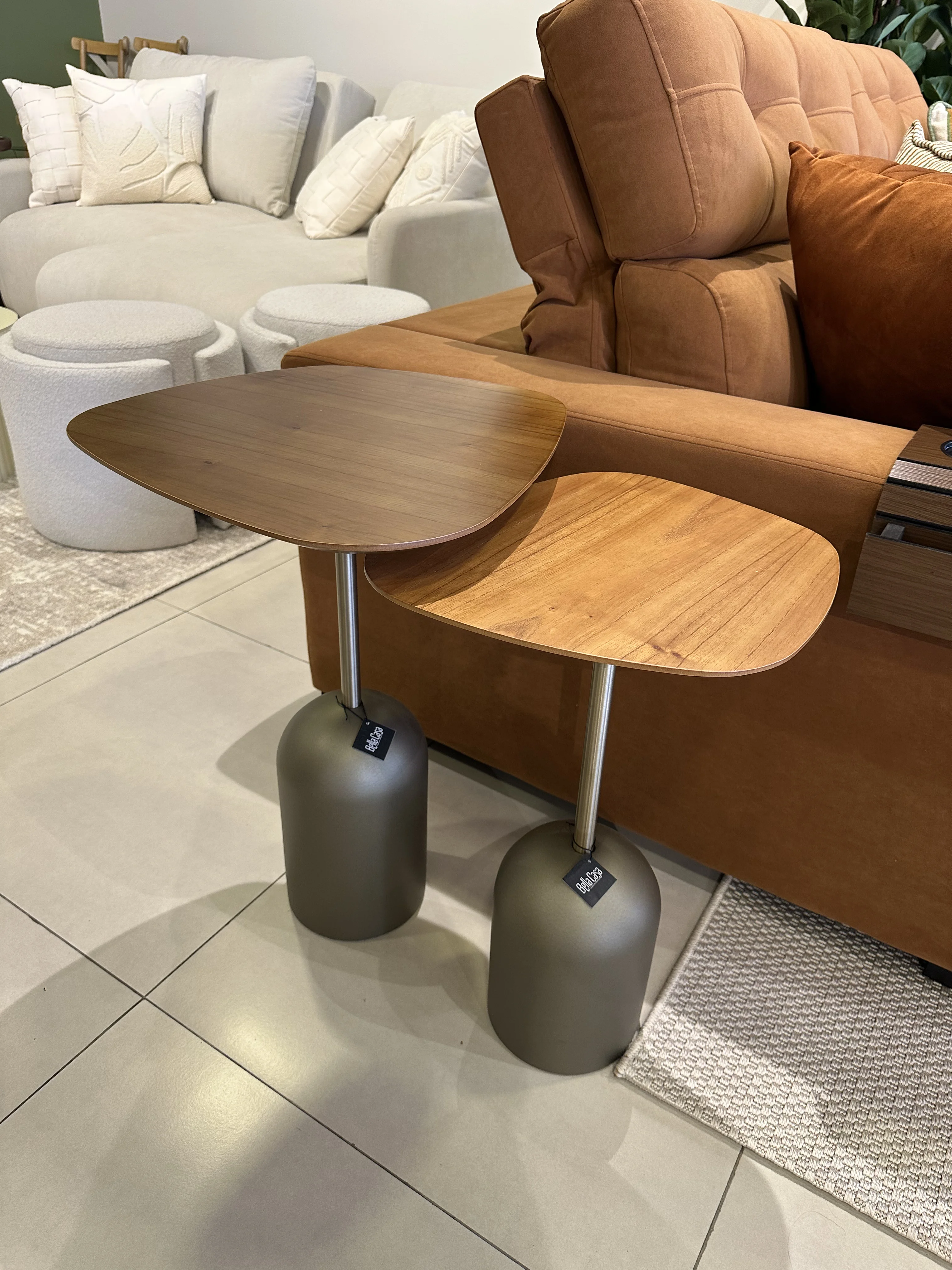 Mesa de apoyo mini Pill tapa en madera Alta/Baja 