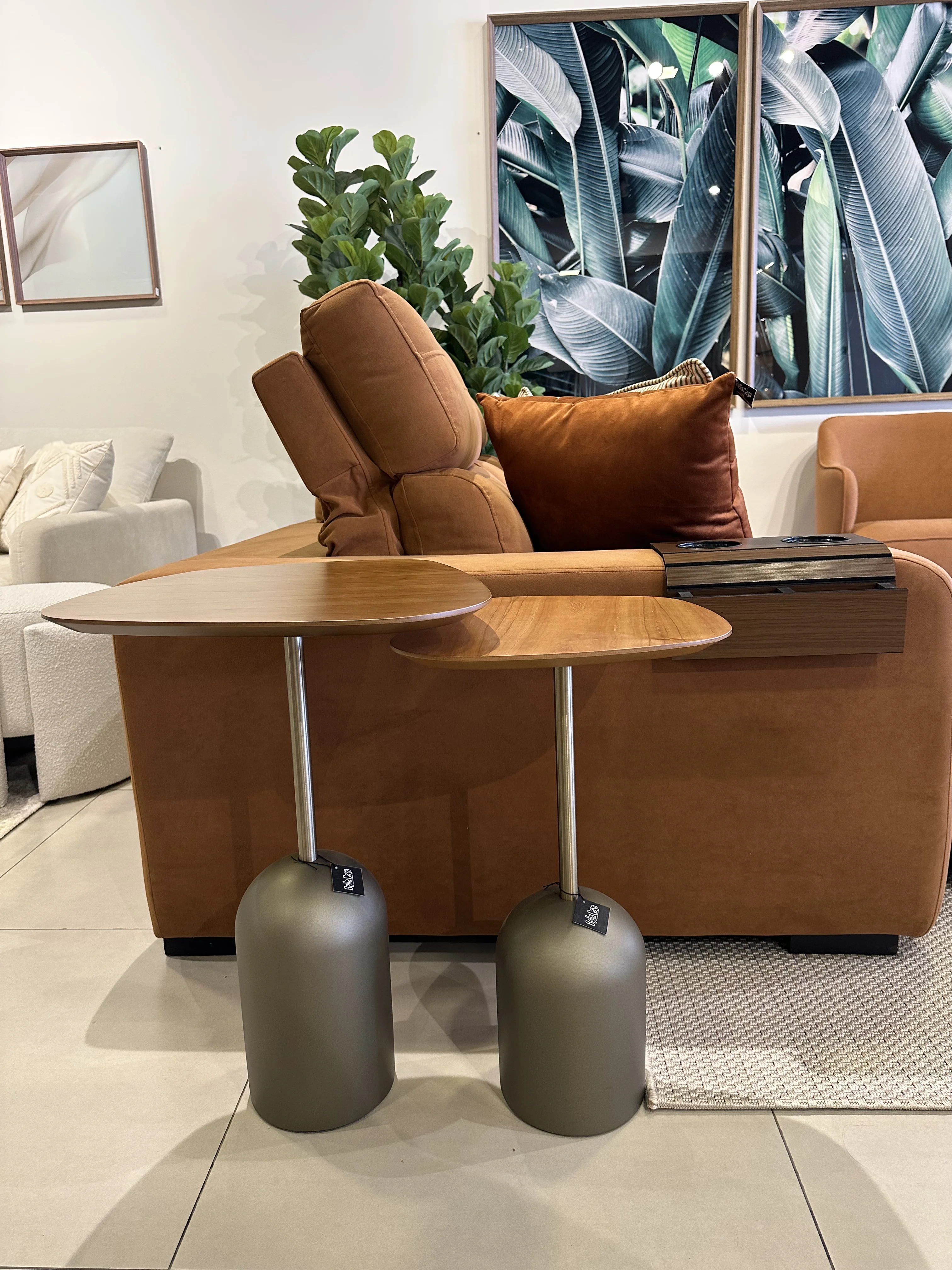 Mesa de apoyo mini Pill tapa en madera Alta/Baja  - Vista 3